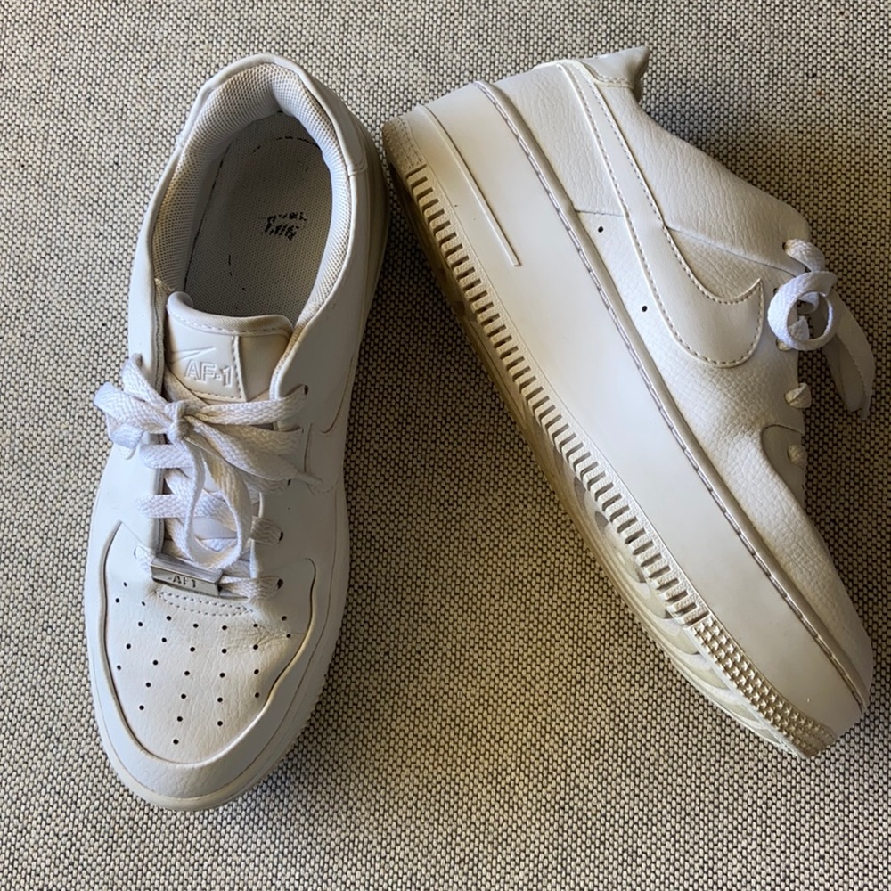Women’s Nike Air Force 1 Sage Low Sneaker